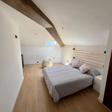 Duplex Los Serrano Apartman